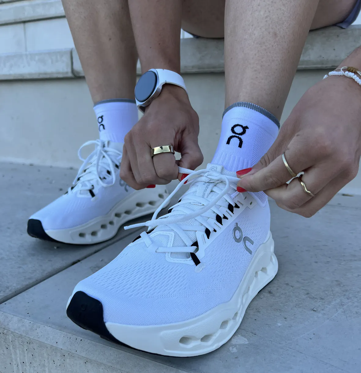 on-cloudsurfer-max-lisa-knab