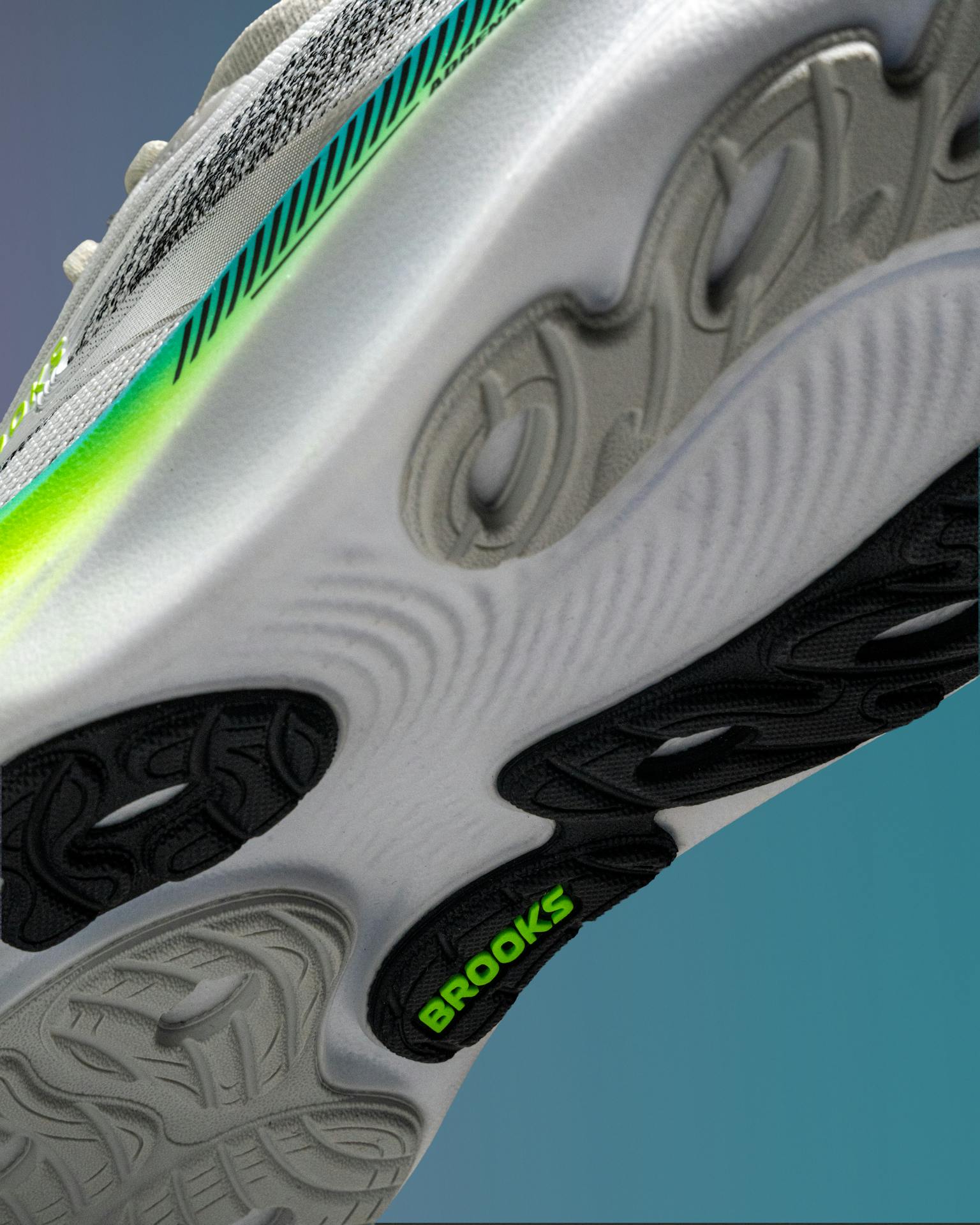 brooks-adrenaline-gts-25