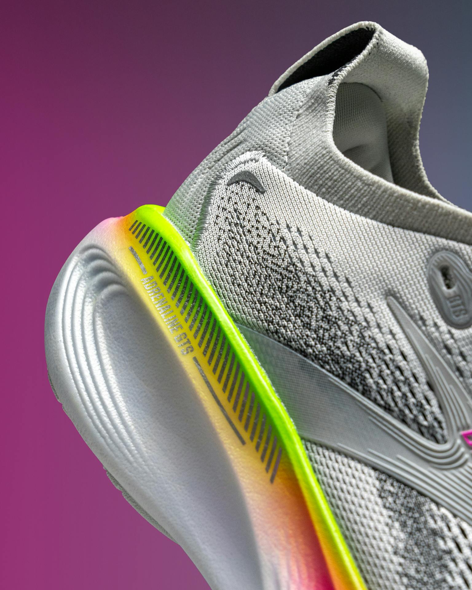 brooks-adrenaline-gts-25