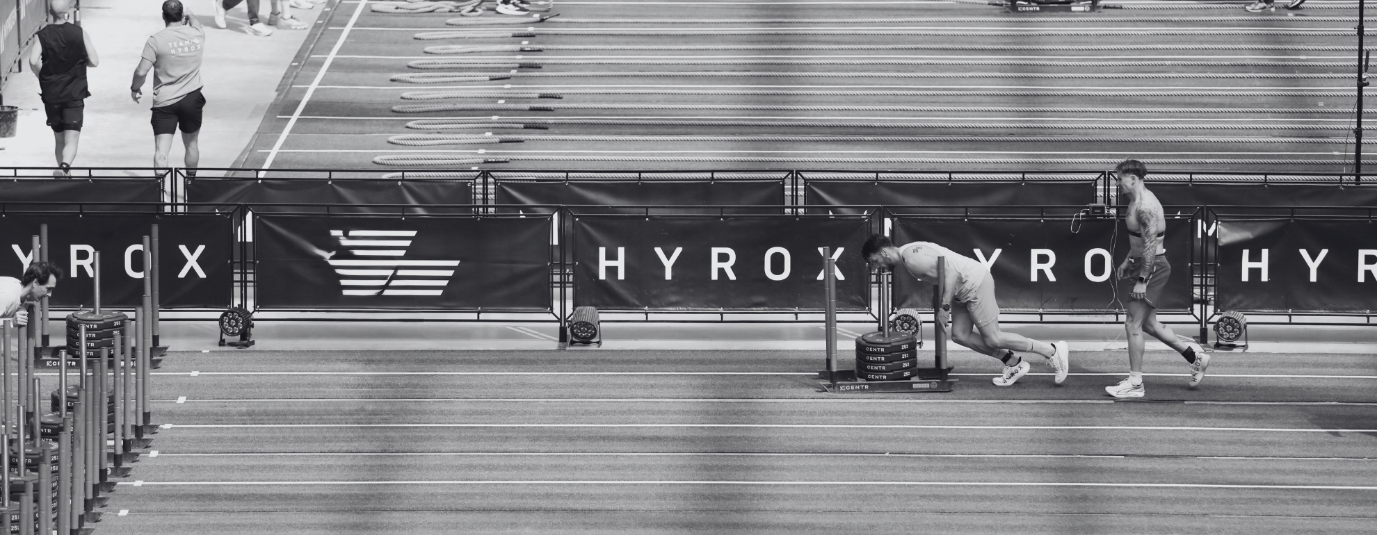 HYROX für Anfänger: Tipps zu Training, Wettkampf &amp; Ausrüstung