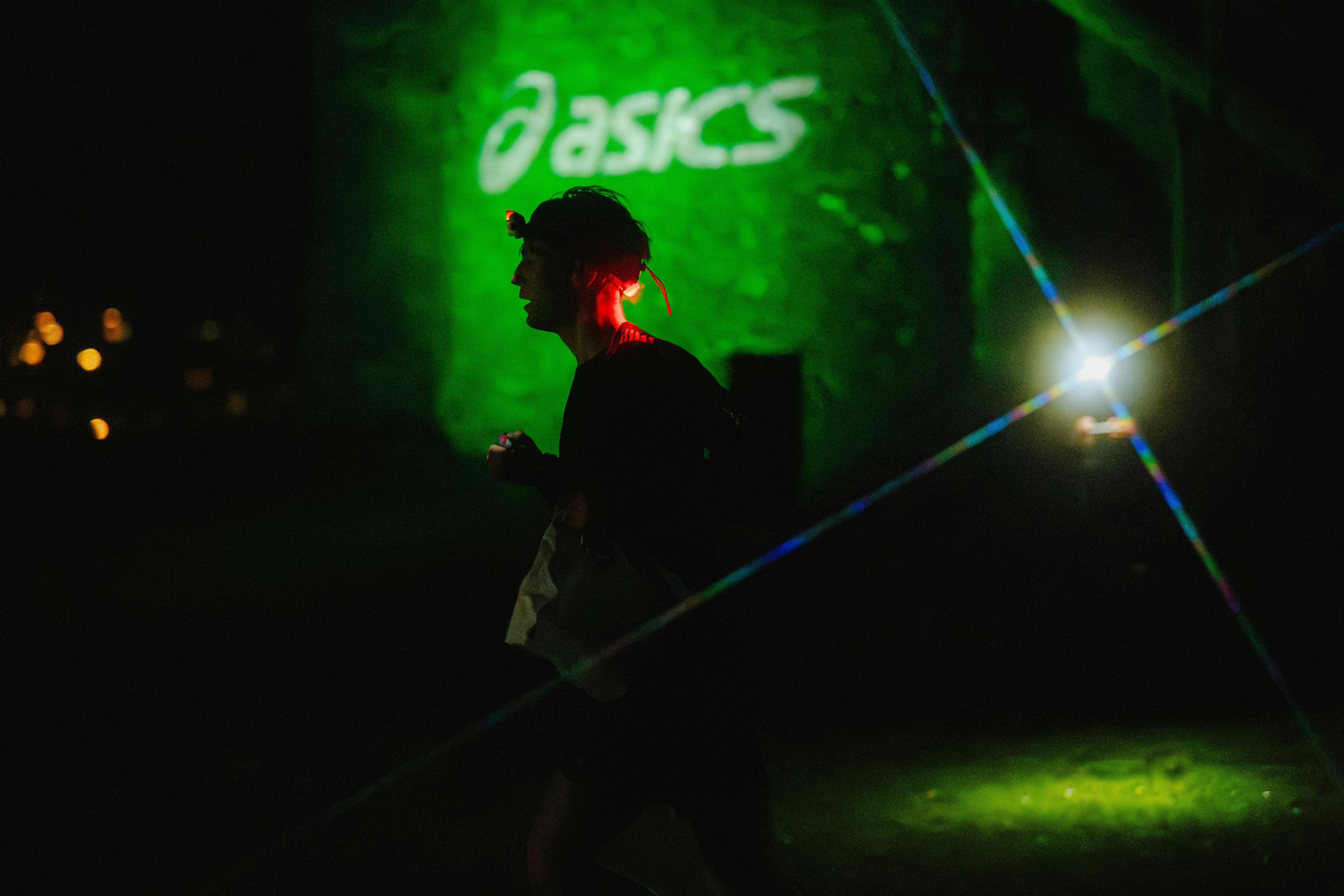 sportsshoes-quid-games-old-town-showdown