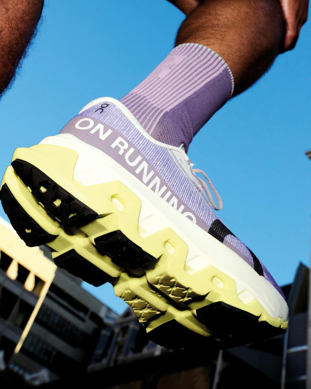 ON Cloudmonster 3 Hyper