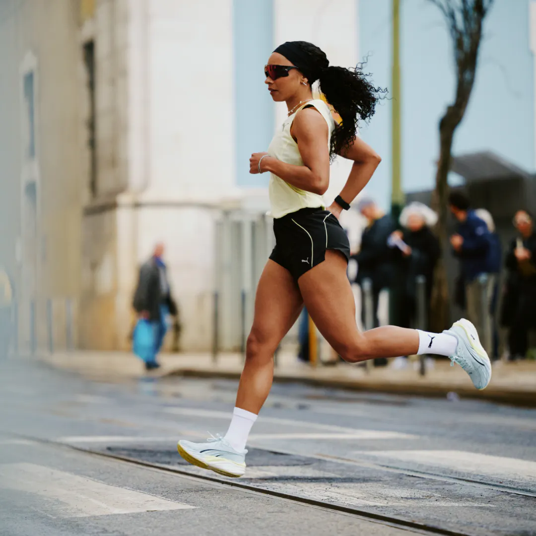 SHOP WOMENS - SPORTSSHOES.COM OUTLET. Shop 30 - 80% off top running brands