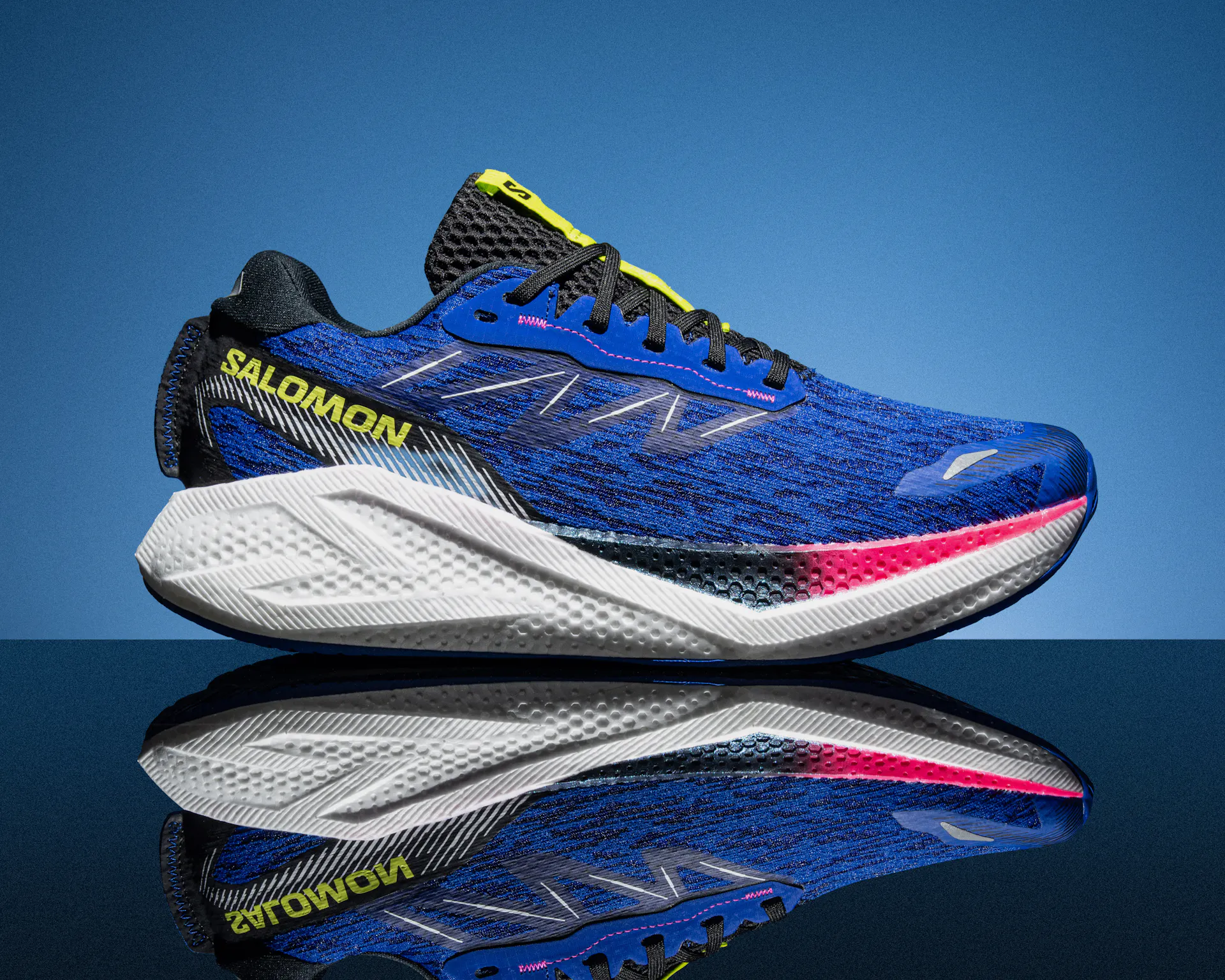 Blue Salomon Areo Glide 4 studio shot