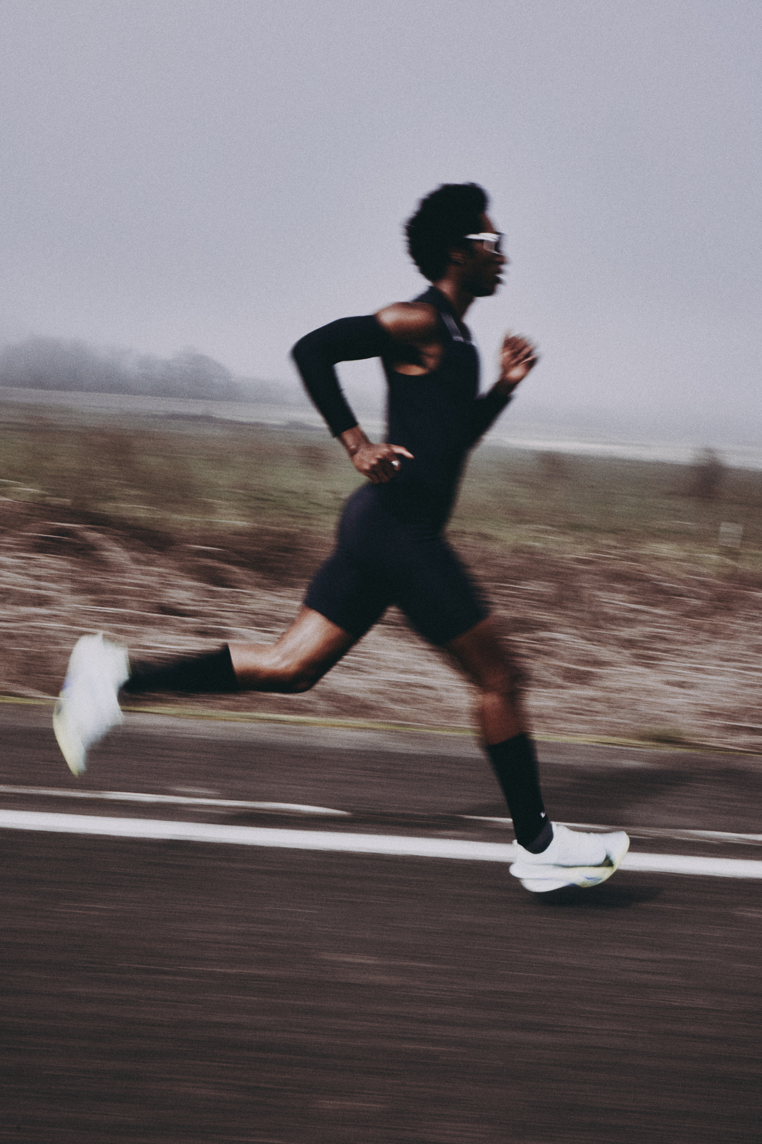 Mens running shoes, clothing and accessories at SportsShoes.com