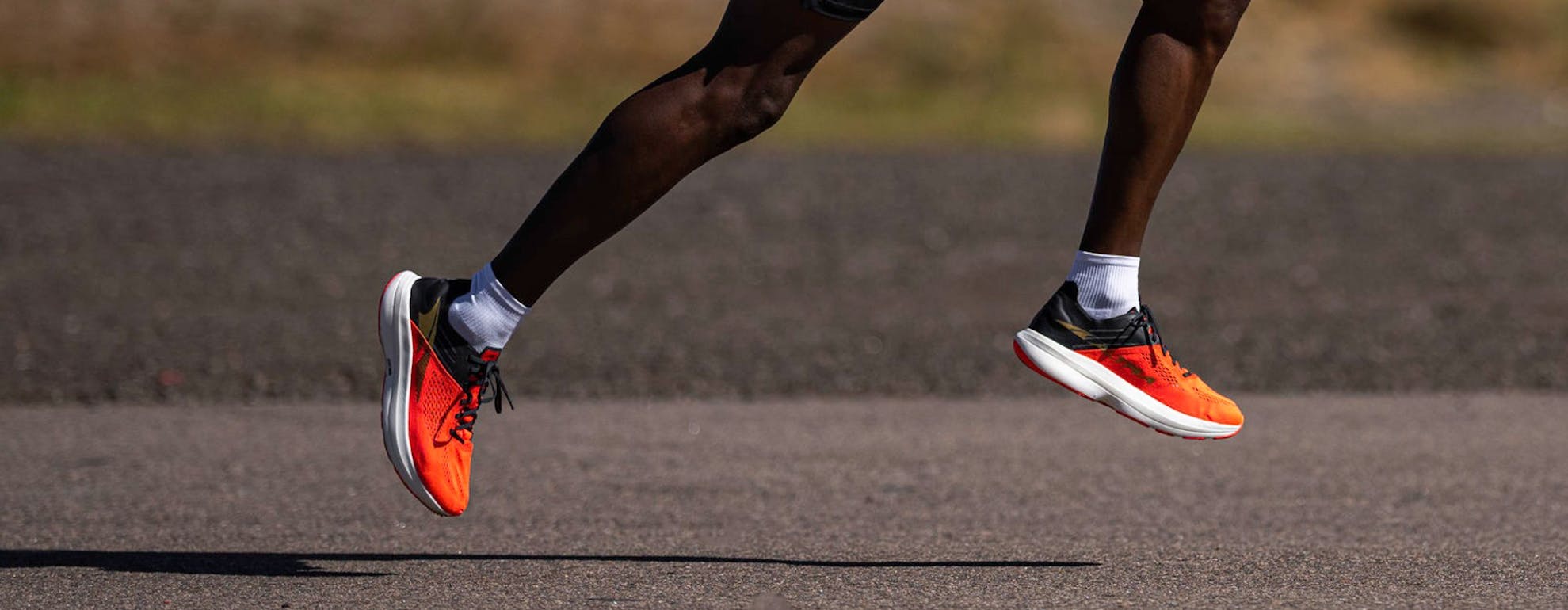 altra-carbon-vanish-road-running-racing-shoes