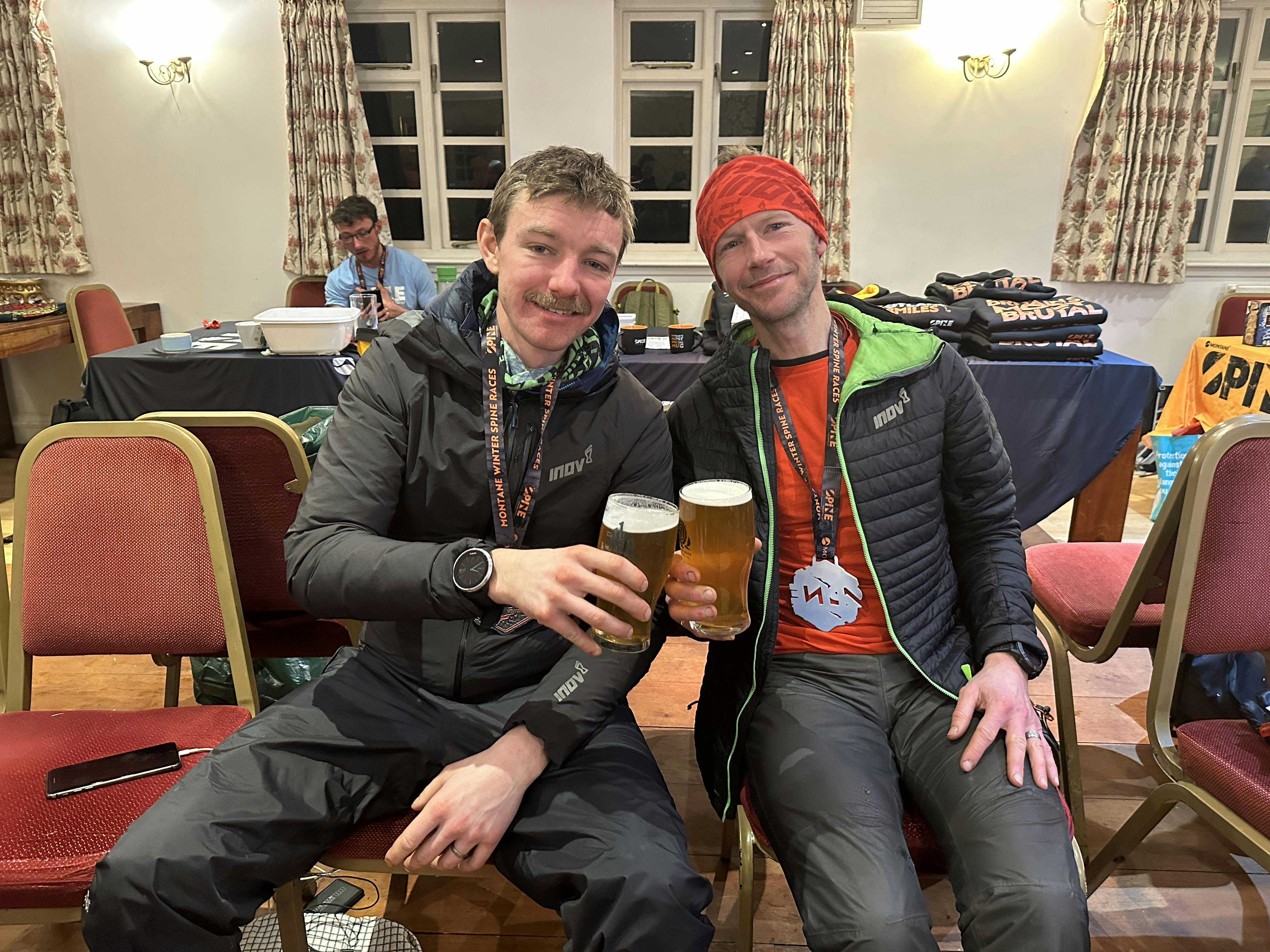 the-spine-race-2023-damian-hall-jack-scott-inov8