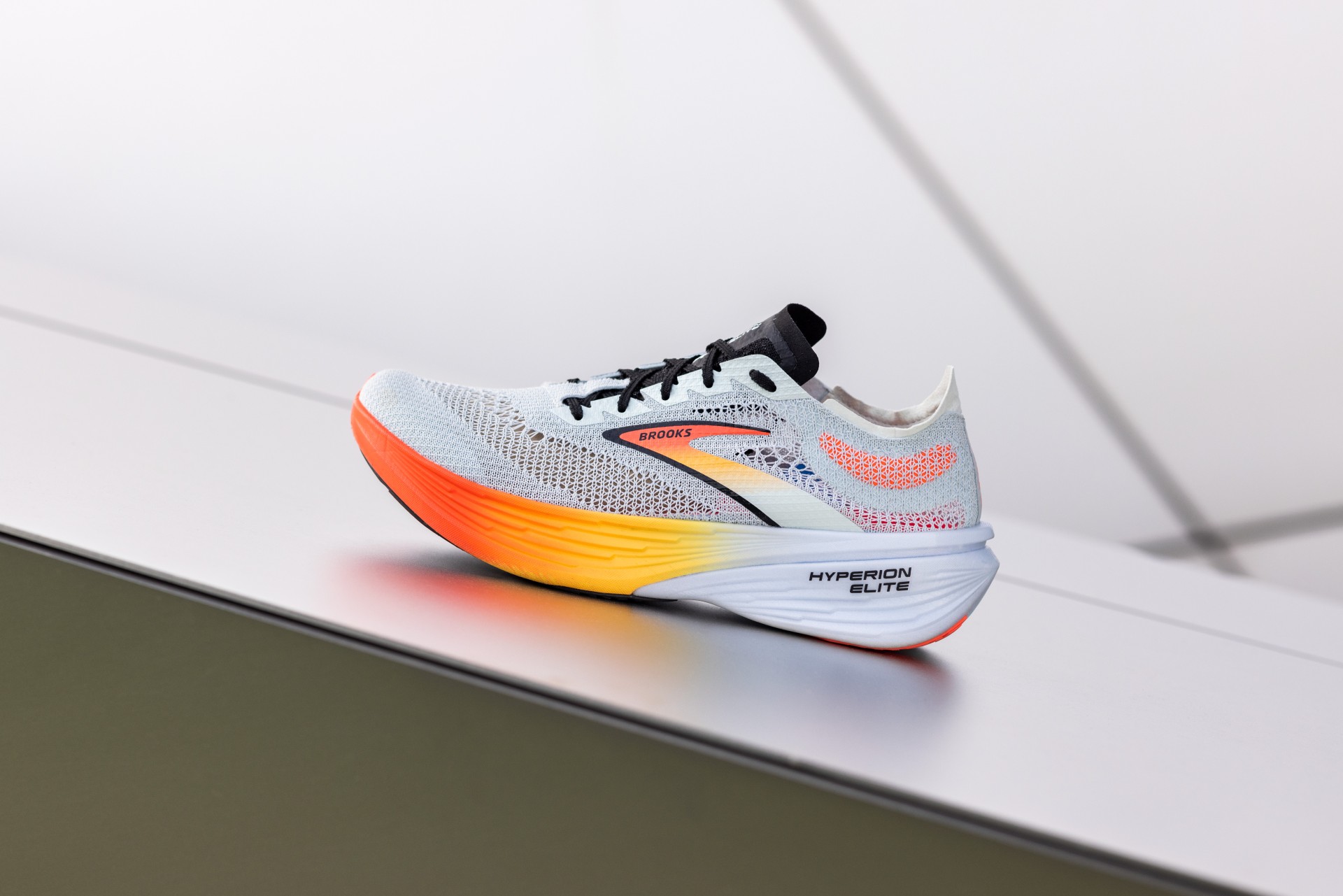 REVIEW: Brooks Hyperion Elite 4 | SportsShoes.com