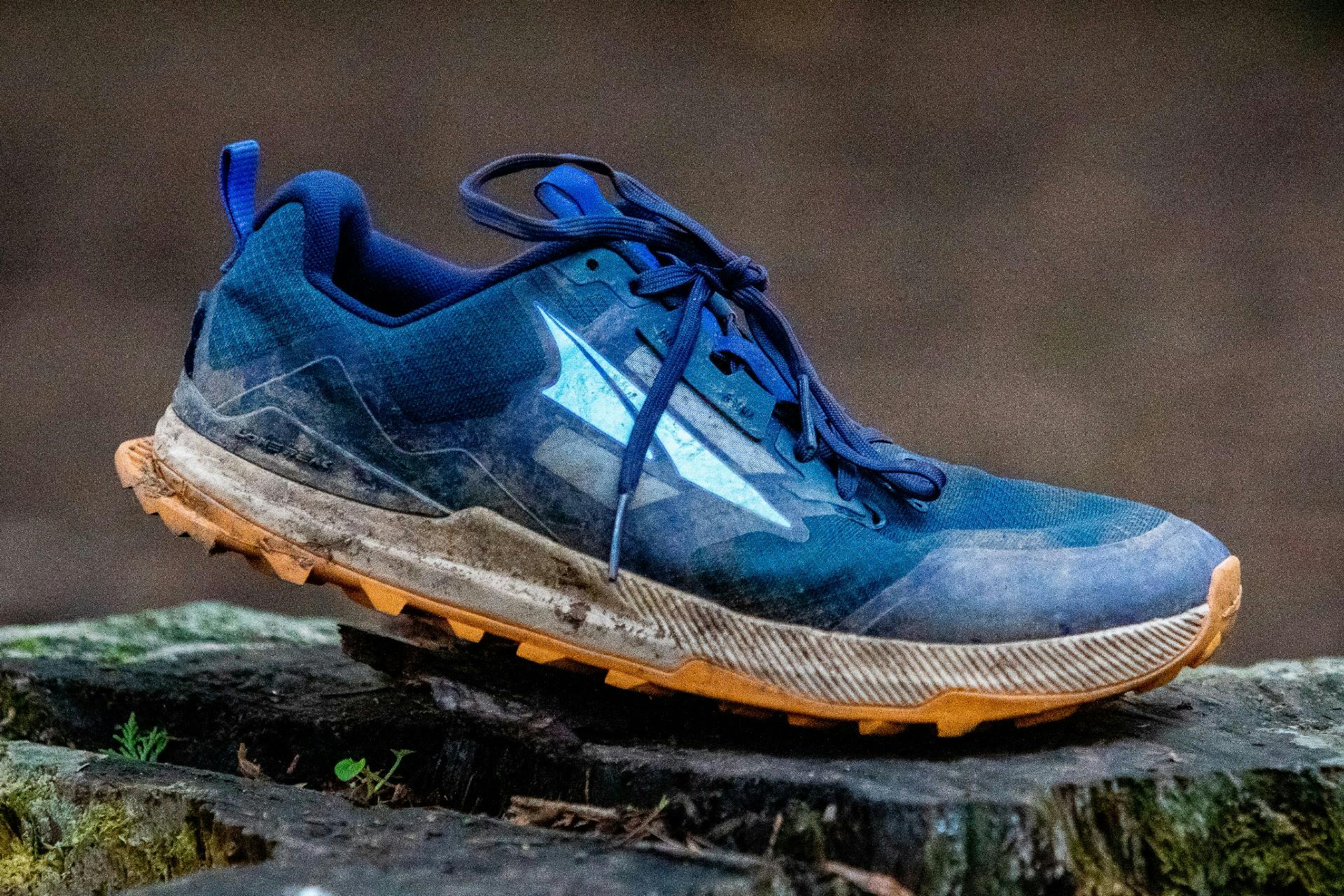 altra-lone-peak-7-trail-running-shoes