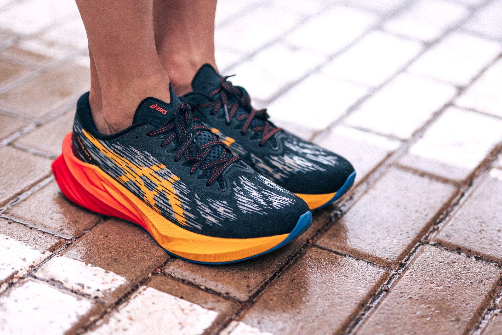 REVIEW: ASICS NOVABLAST 3 | The Running Hub | SportsShoes.com