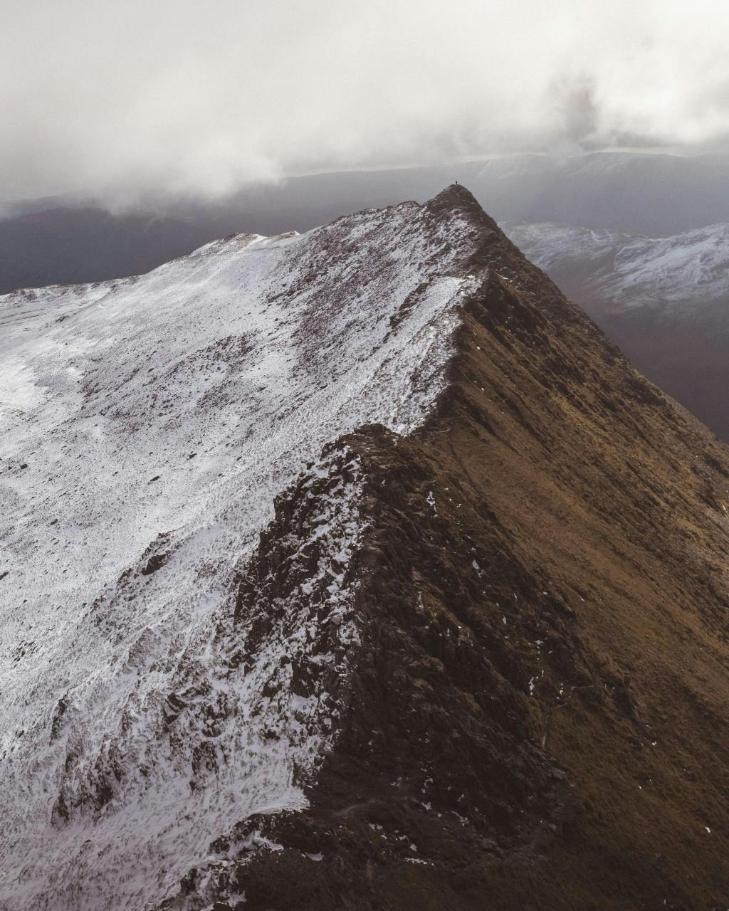 the-north-face-discover-your-trail-komoot-collection-helvellyn-striding-edge-swirral-edge-lake-district