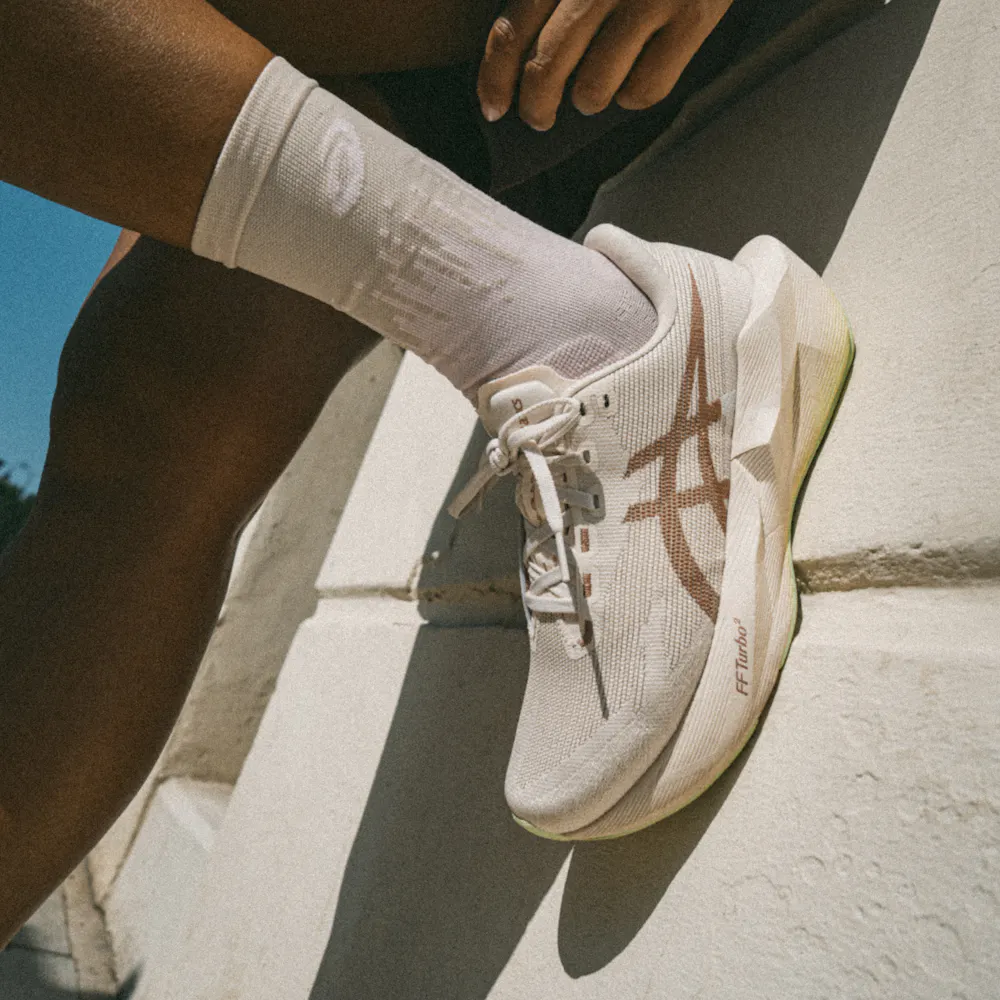 ASICS NOVABLAST 6