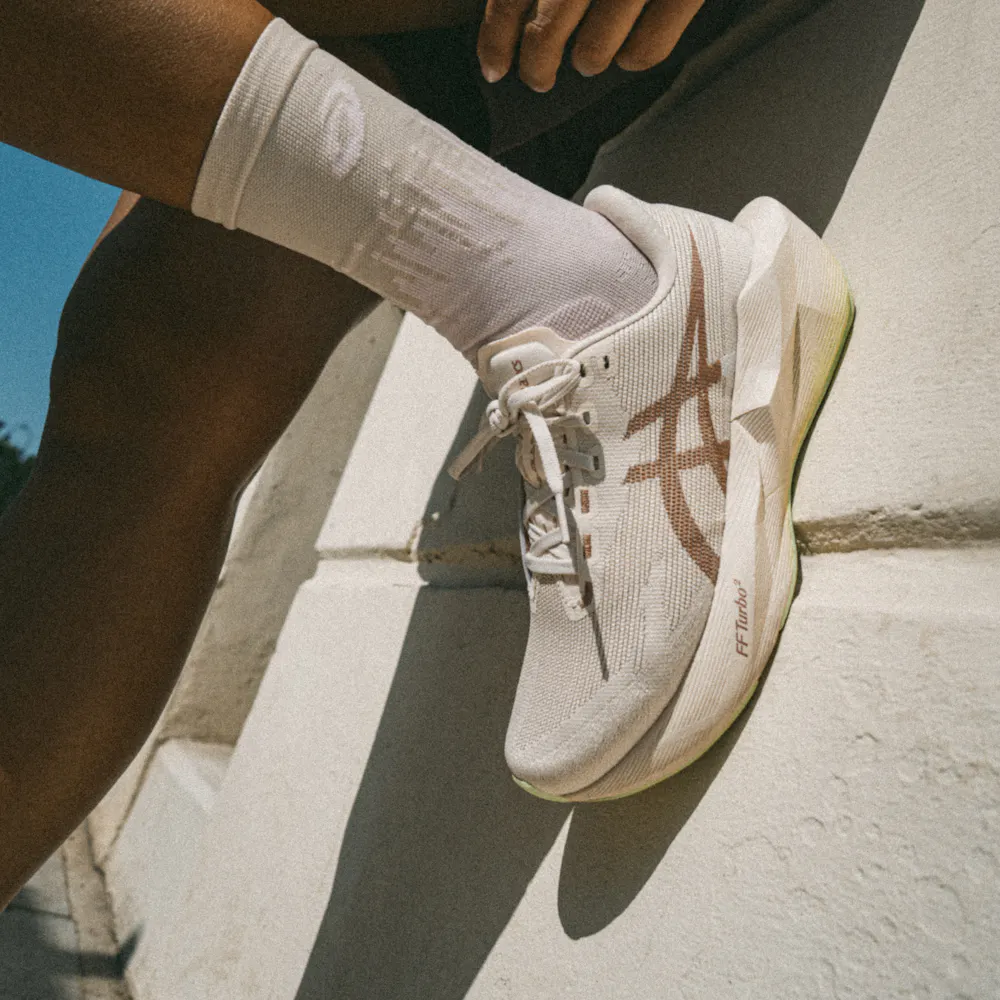 ASICS NOVABLAST 6