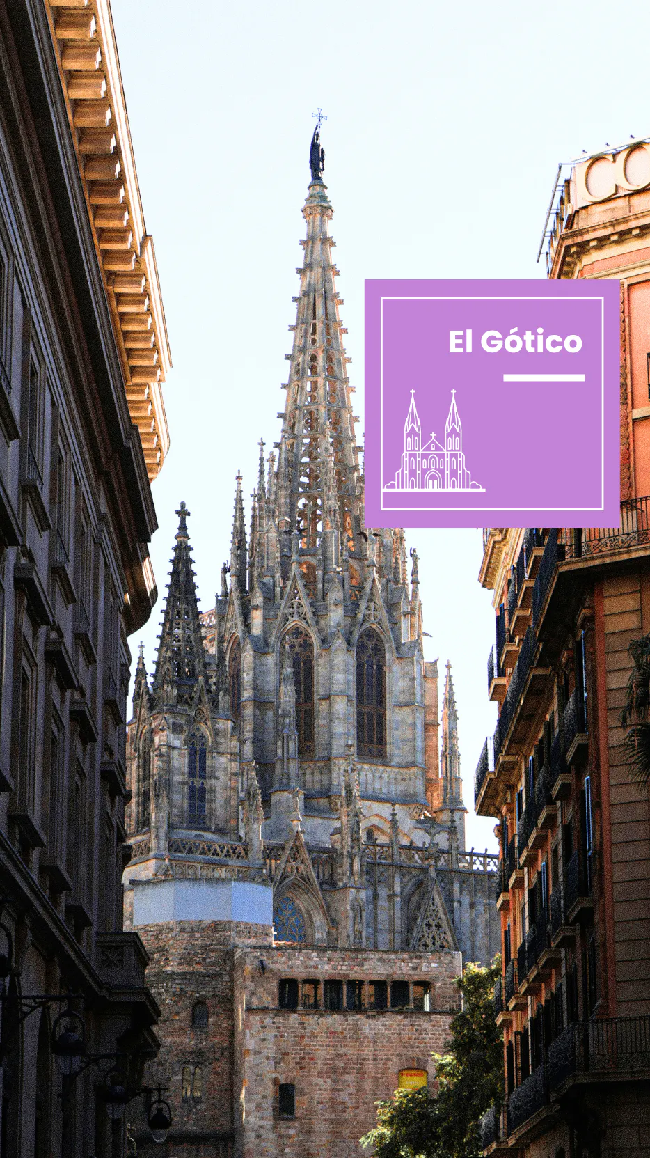 Vista de la fachada neogótica de la Catedral de Barcelona, el monumento central del barrio de El Gòtic, incluida en nuestra guía del casco antiguo 2026.