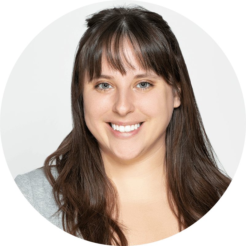 stephanie lona headshot