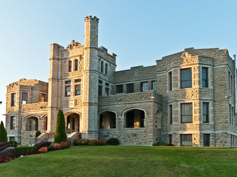 Visit These Fun Quirky Locations Around Springfield Springfield visit-these-fun-quirky-locations-around-springfield-springfield