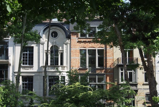 Valuation of an inherited house for private and professional purposes