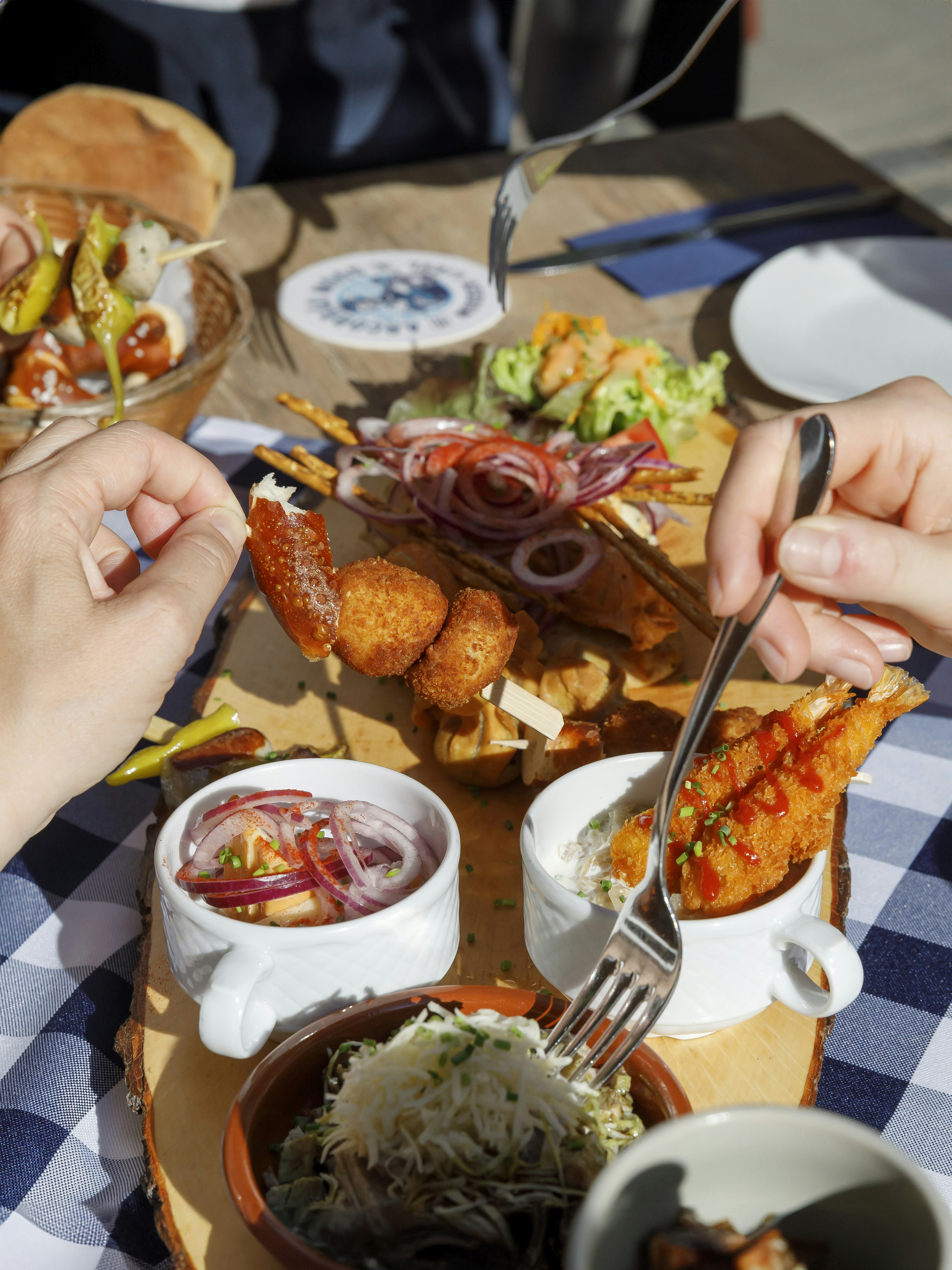 Brotzeitbrettl im Gasthaus beim Lokal Hopping