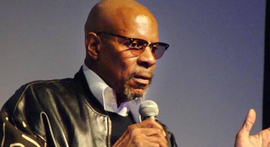 avery brooks voyager prophecy