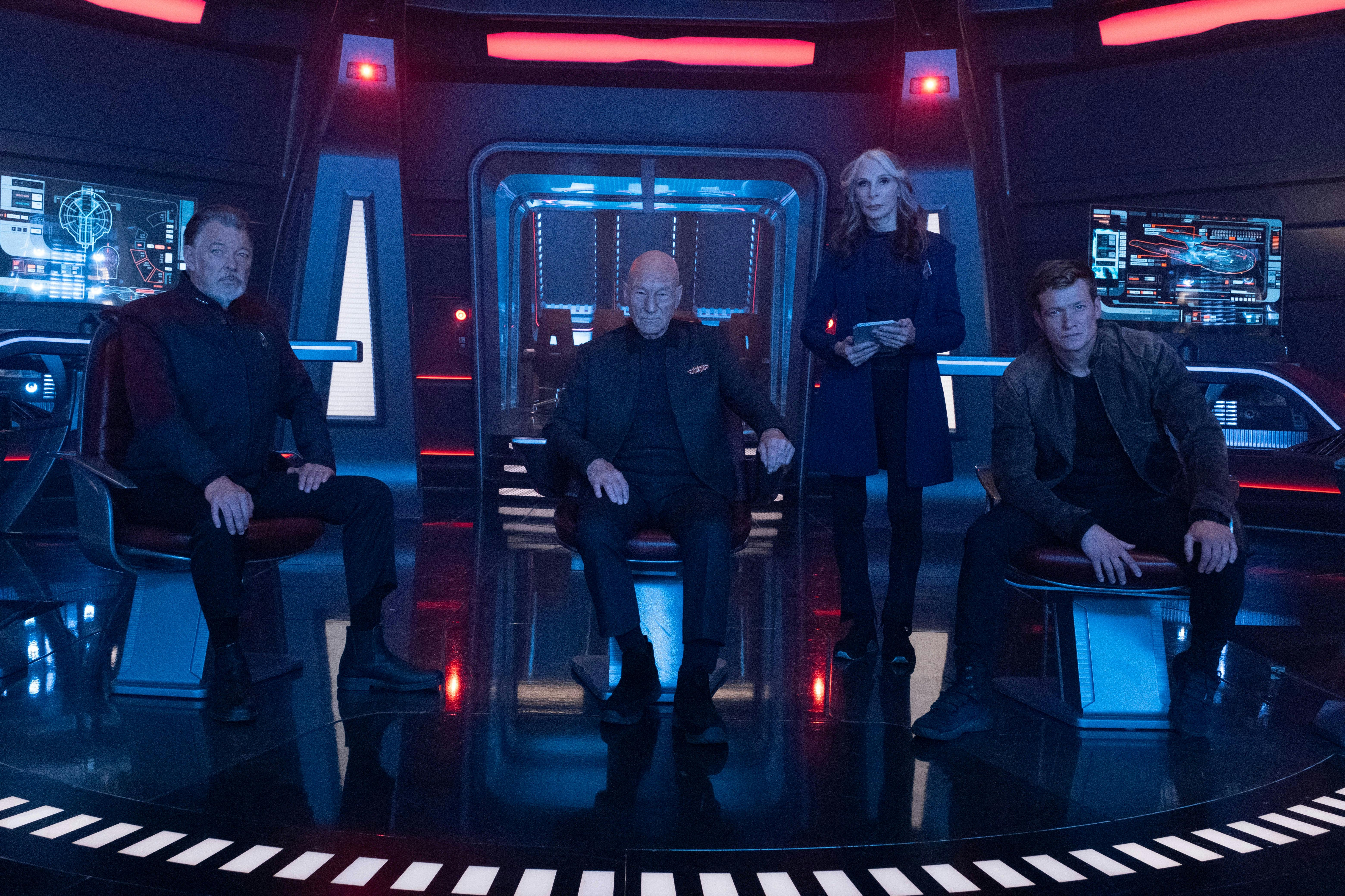 Will Riker, Jean-Luc Picard, Beverly Crusher, and Jack Crusher at command of the Titan bridge