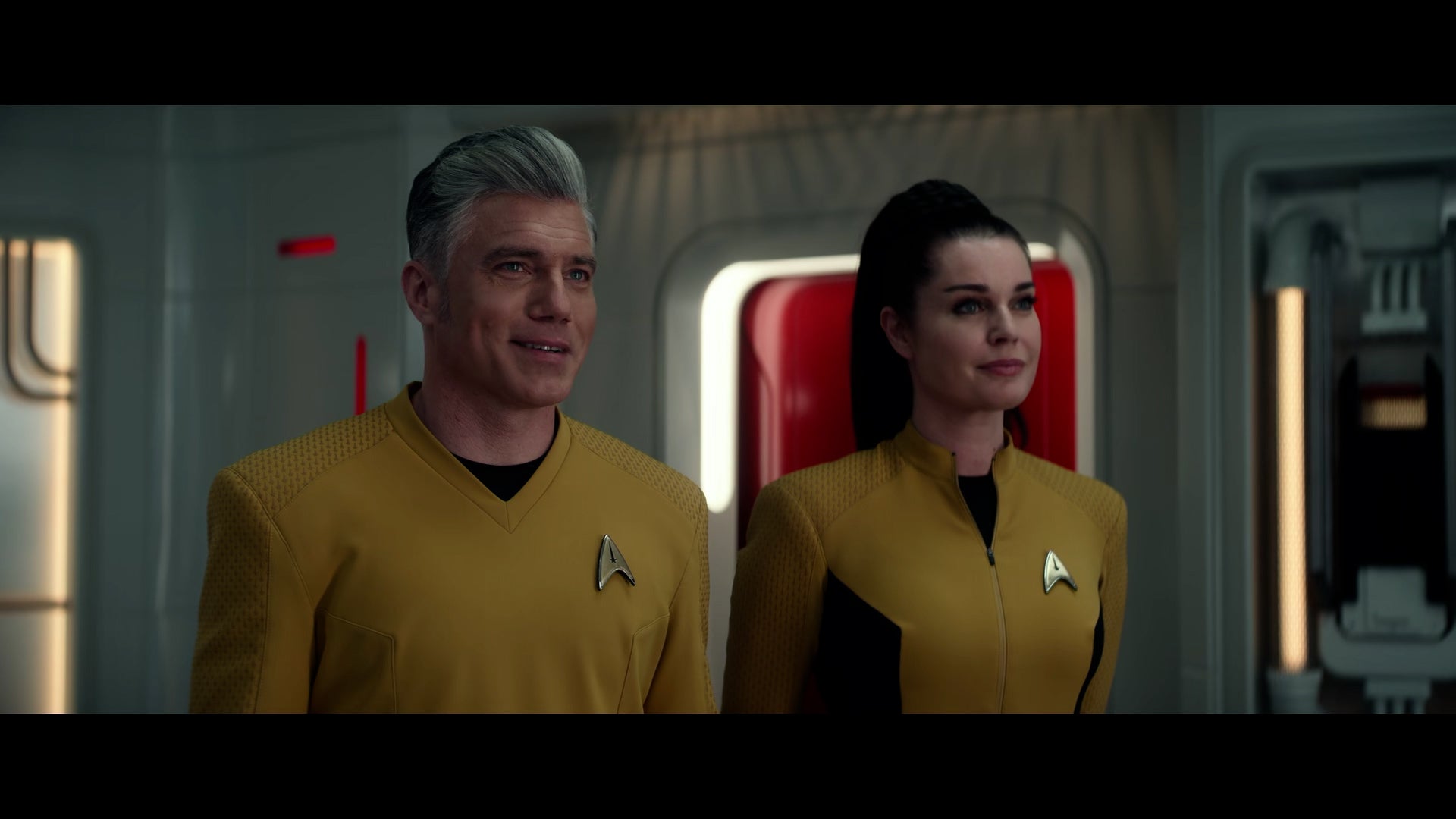 Pike and Number One smiling, Strange New Worlds 