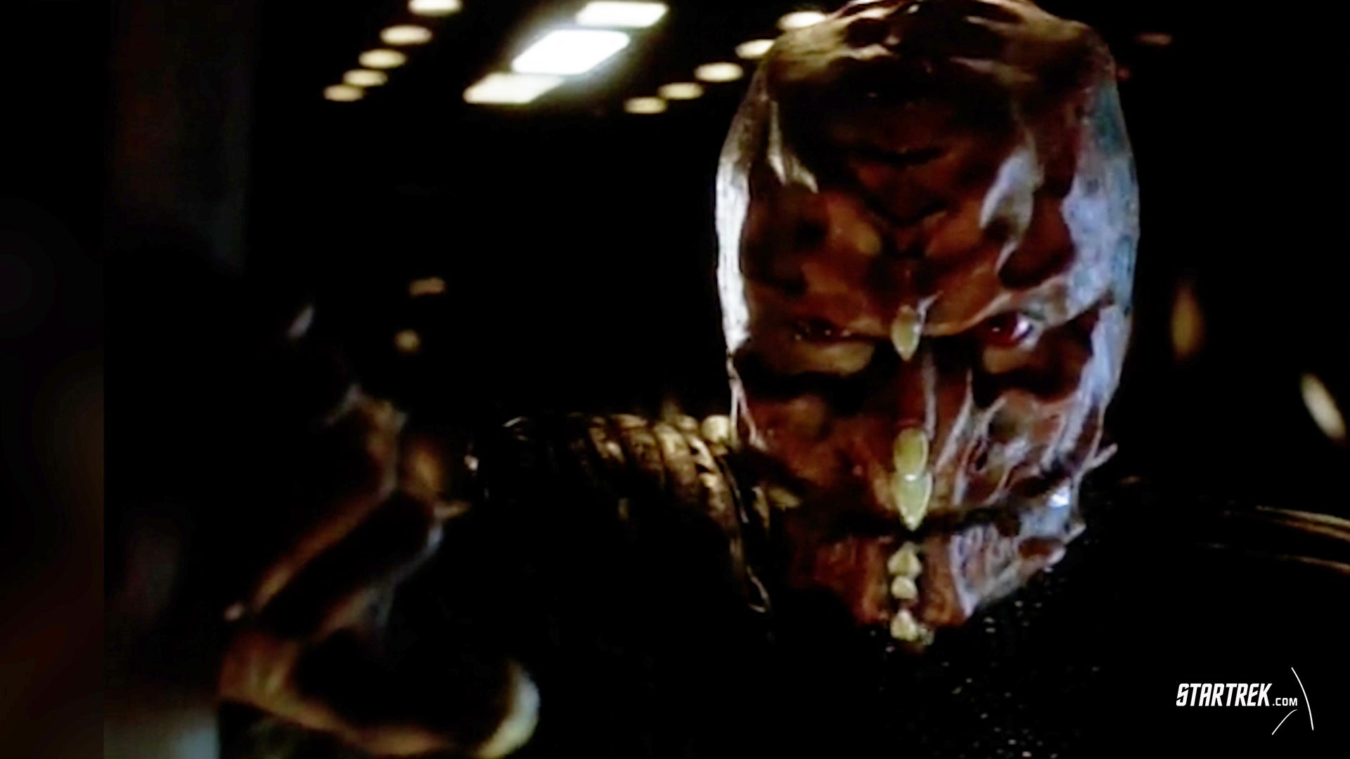 Star Trek: Deep Space Nine - "Distant Voices"