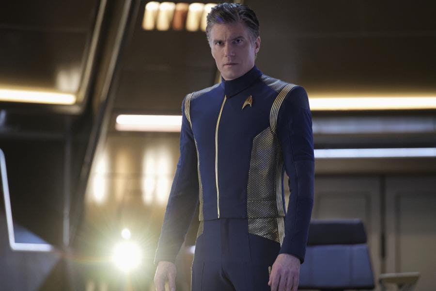 Anson Mount as Captain Pike