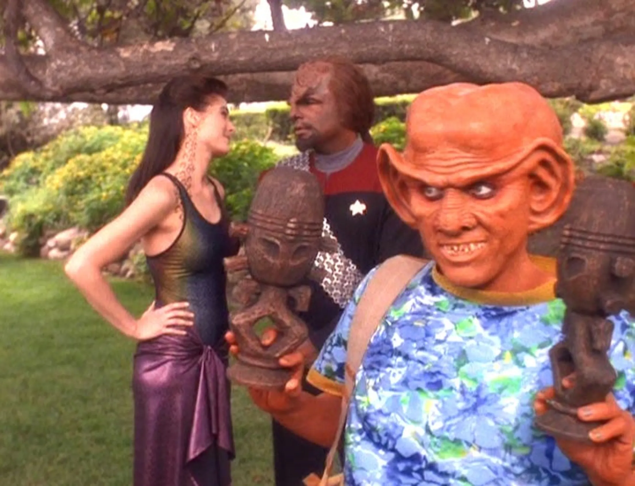 A Field Guide to Alien Greetings