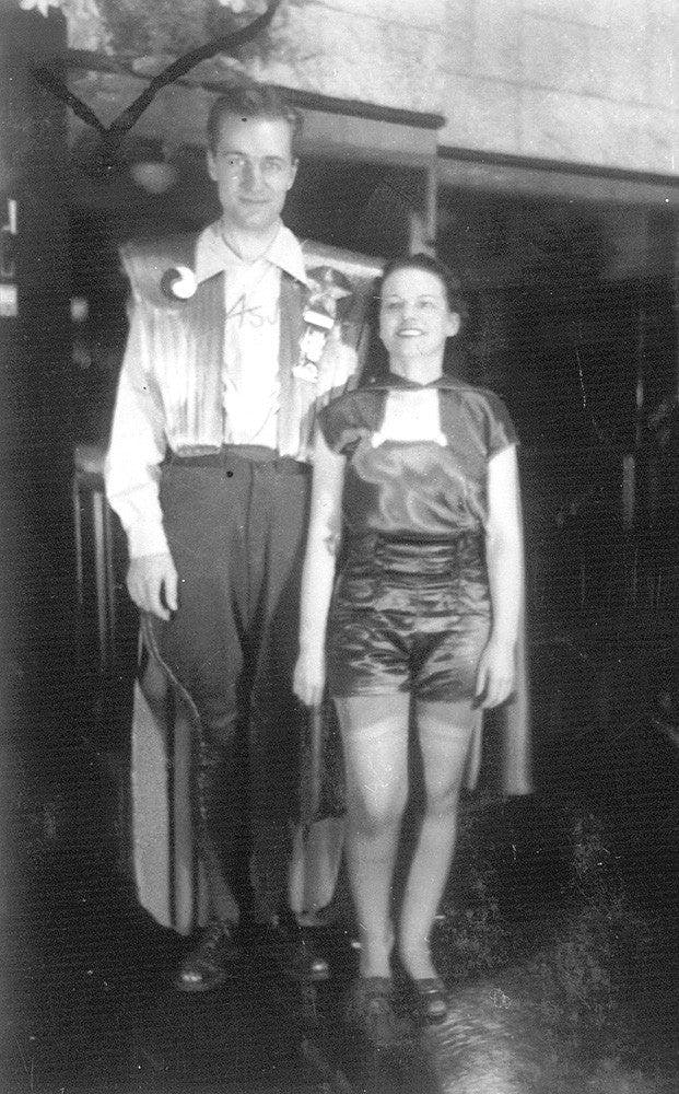 Forrest J. Ackerman and Myrtle Douglas in the world’s first cosplay