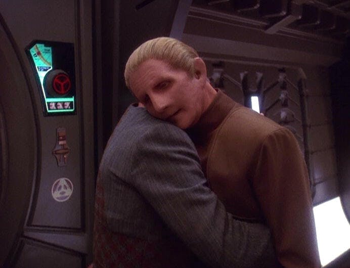 Odo and Dr. Mora make amends and comfort each other in 'The Begotten'