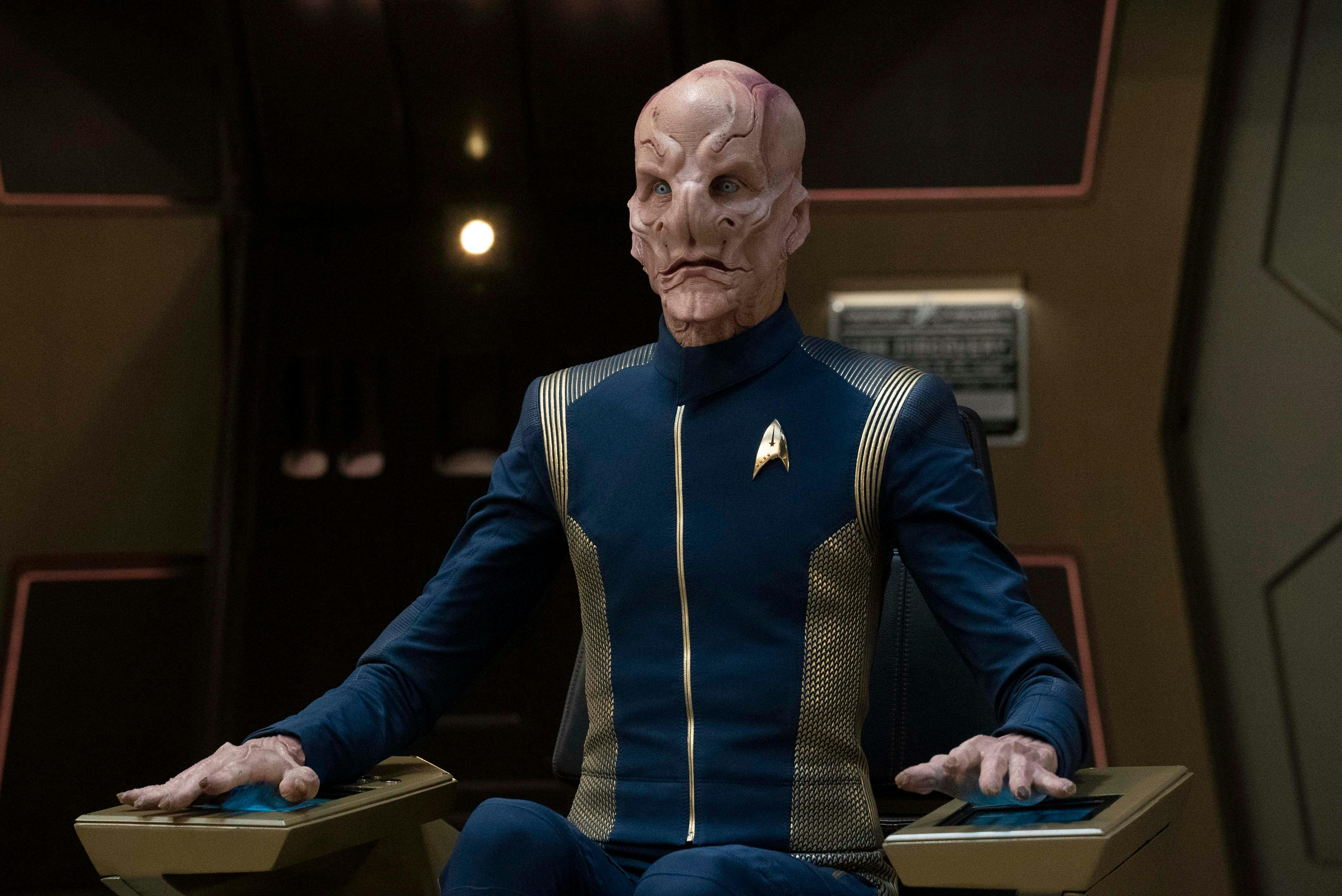 Captain Saru sits in the center seat aboard the Discovery in 'Forget Me Not'