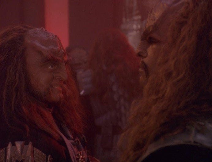 Martok looks face-to-face with Sisko in his Klingon disguise in 'Apocalypse Rising'