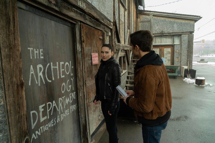 La'An and James Kirk stand outside The Archaeology Department: Antiques & Rare Finds in 'Tomorrow and Tomorrow and Tomorrow'