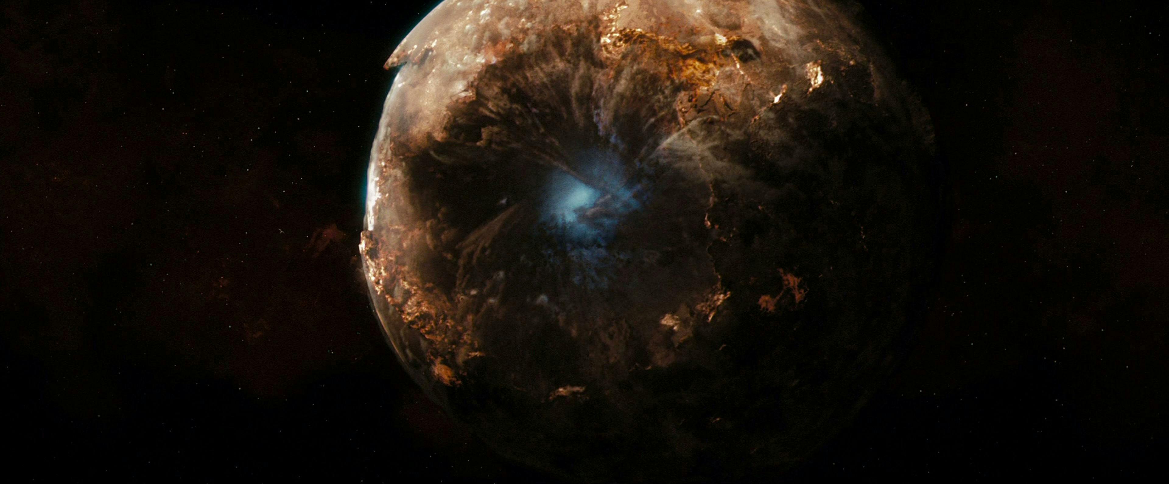 Nero destroys the planet Vulcan with red matter in Star Trek (2009)