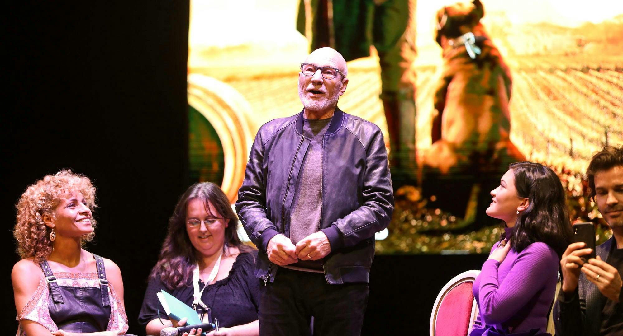 Sir Patrick Stewart recites Shakespeare at Lucca Comics and Games Festival