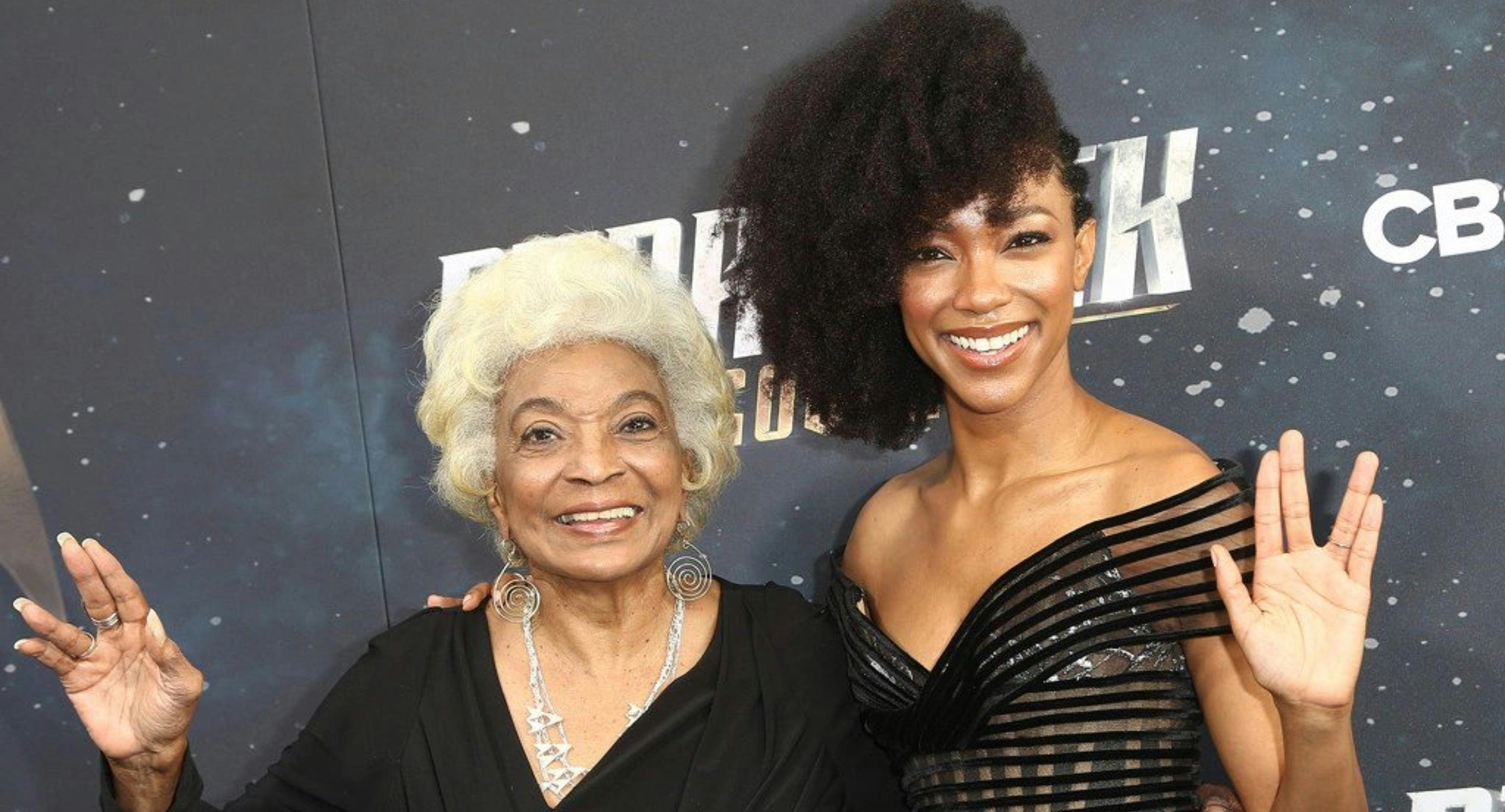 Nichelle Nichols and Sonequa Martin-Green at the 2017 red carpet premiere of Star Trek: Discovery
