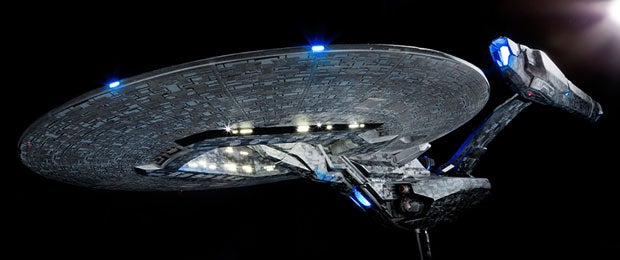 FIRST LOOK: U.S.S. Vengeance Artisan Replica from QMx | Star Trek