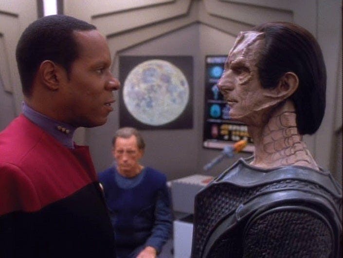 Captain Sisko and Gul Dukat face off in Star Trek: Deep Space Nine - 'Cardassians'
