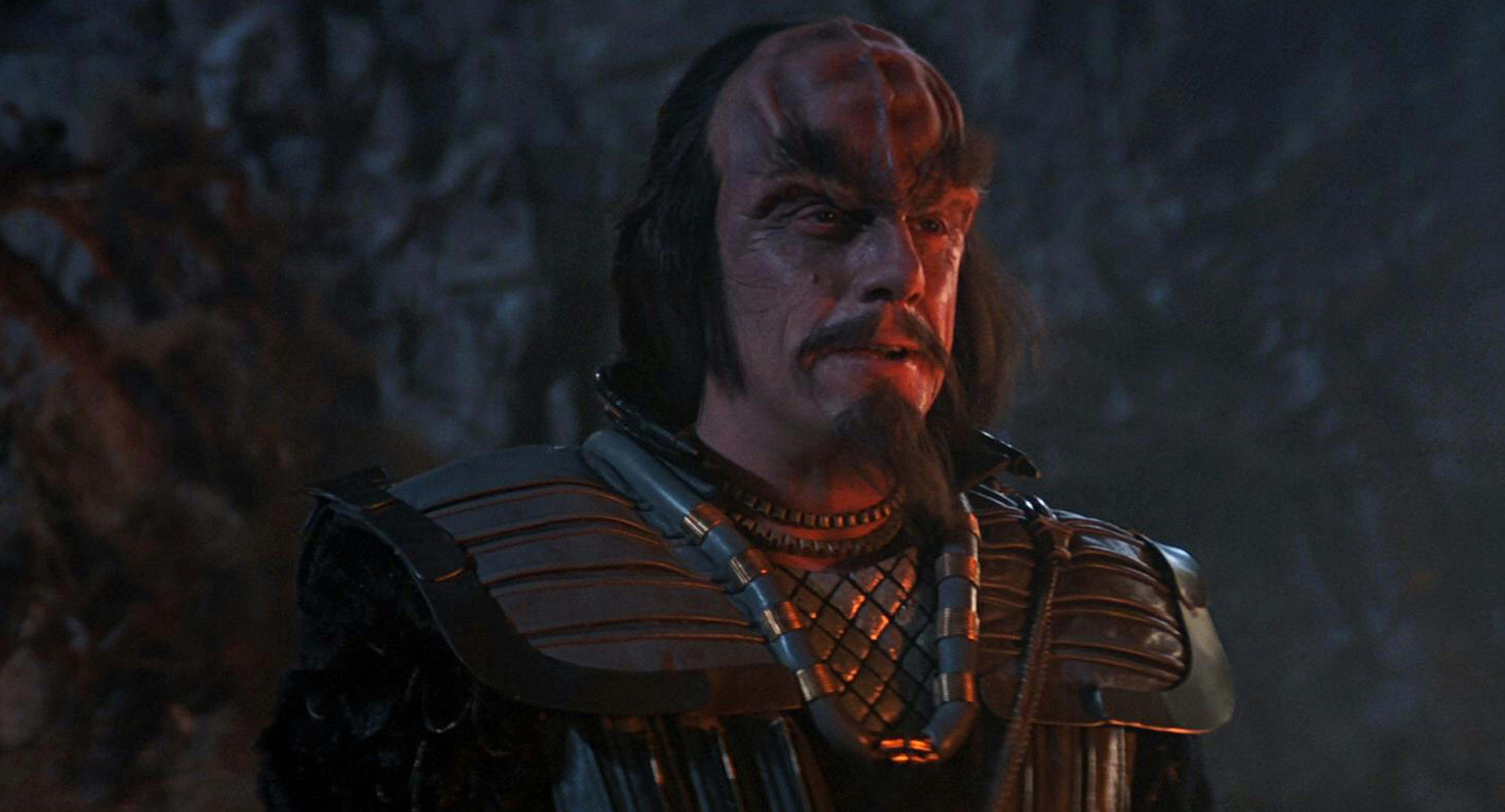 Still of a menacing Christopher Lloyd as Kruge in Star Trek III: The Search for Spock