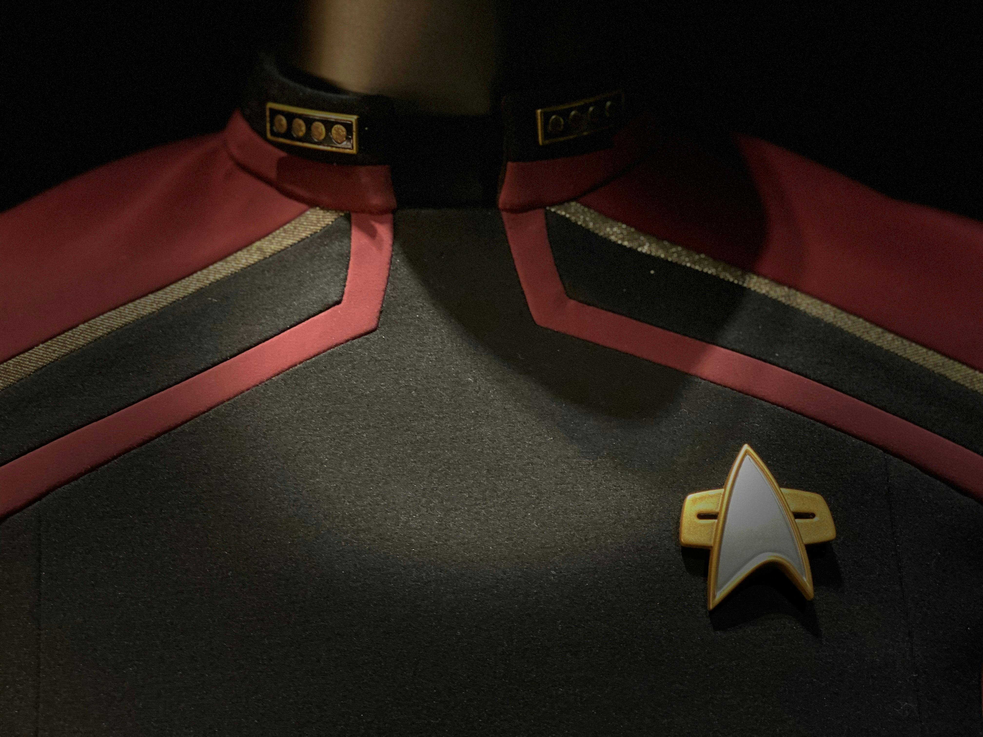 Star Trek: Picard, Admiral Picard uniform