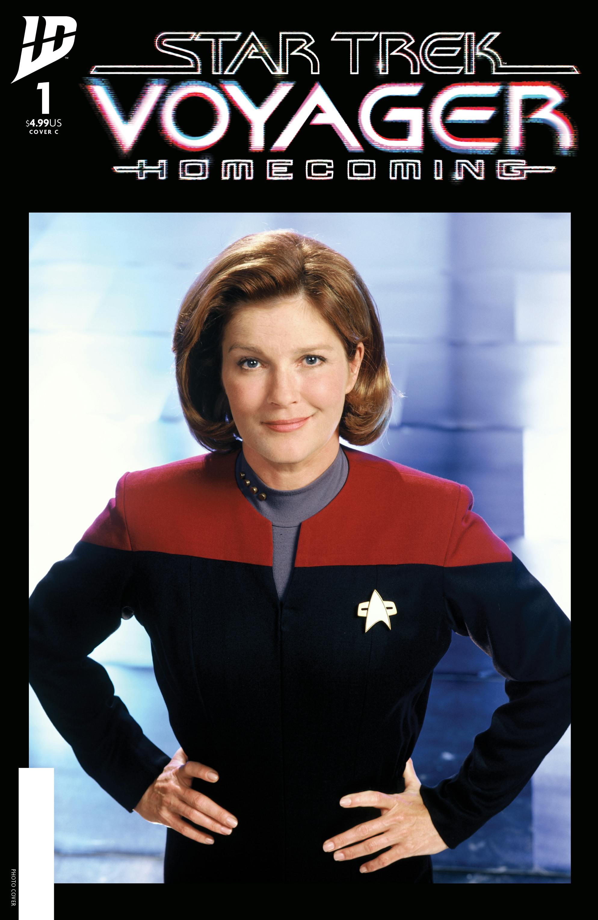 STAR TREK: VOYAGER - HOMECOMING #1 Cover C Photo Variant featuring a gallery shot of Kate Mulgrew as Captain Janeway with her hands on her hips