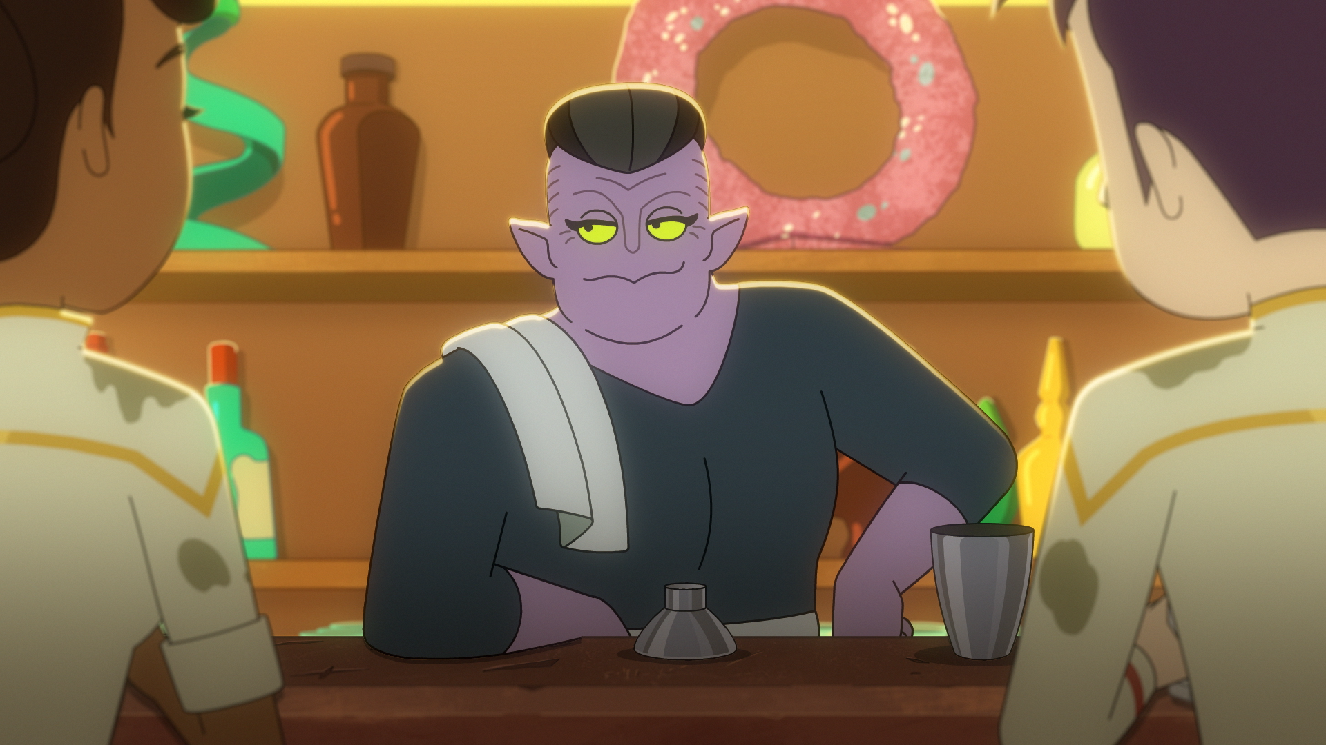 Boimler and Mariner get advice from a very wise bartender