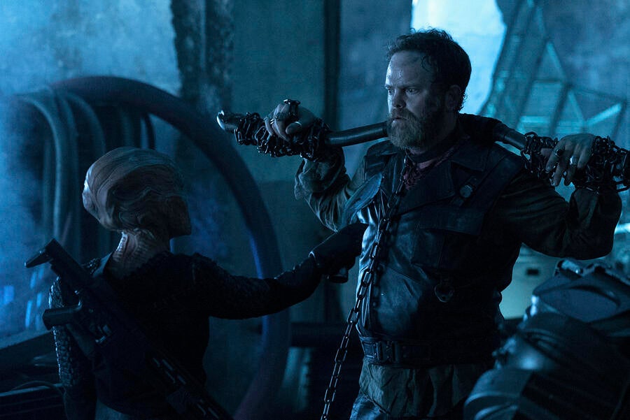 Harry Mudd chained up in shackles in 'The Escape Artist'