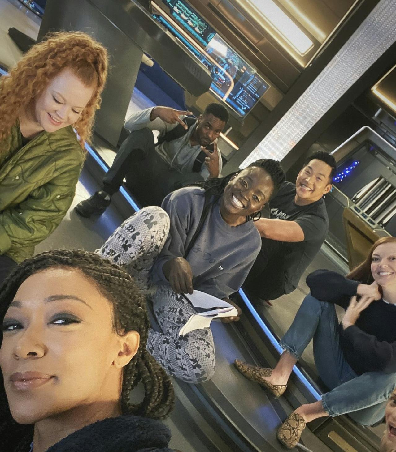 Behind-the-scenes of the Star Trek: Discovery production with Sonequa Martin-Green, Mary Wiseman, Patrick Kwok-Choon, Emily Coutts, Ronnie Rowe, and Oyin Oladejo