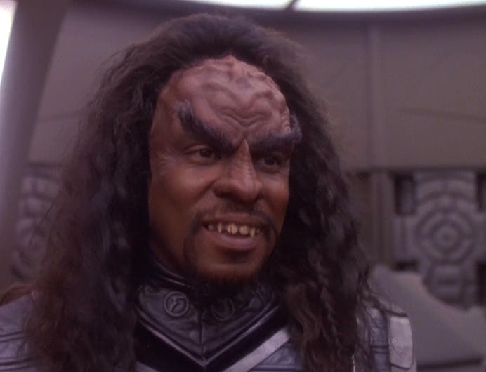 Close-up of Ben Sisko disguised as a Klingon in 'Apocalypse Rising'