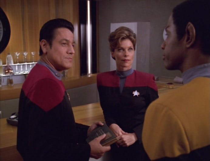 Chakotay and Tuvok’s excursion to a Species 8472 training facility led to the discovery that they've recreated Starfleet Headquarters in 'In the Flesh'