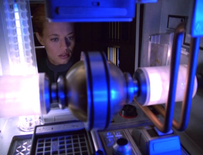 Seven of Nine discovers a temporal weapon behind a panel in Voyager's Jefferies tube in 'Relativity'