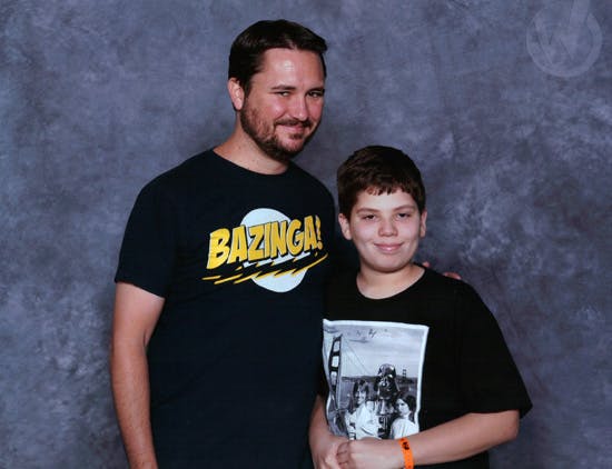 Nicholas Jose Tenuto poses with Wil Wheaton for a fan meet and greet