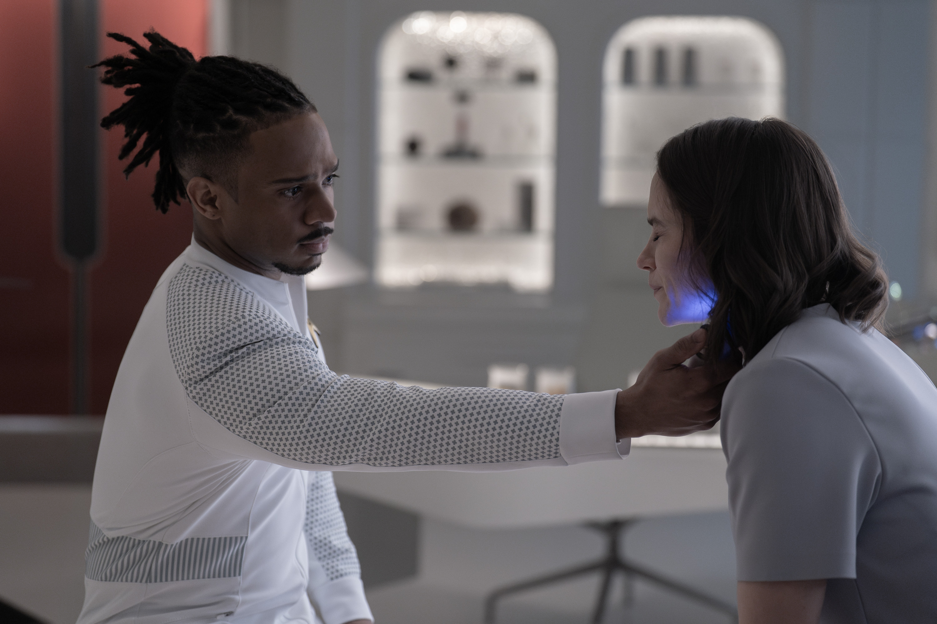 FIRST LOOK | Star Trek: Strange New Worlds - 'Shuttle to Kenfori'