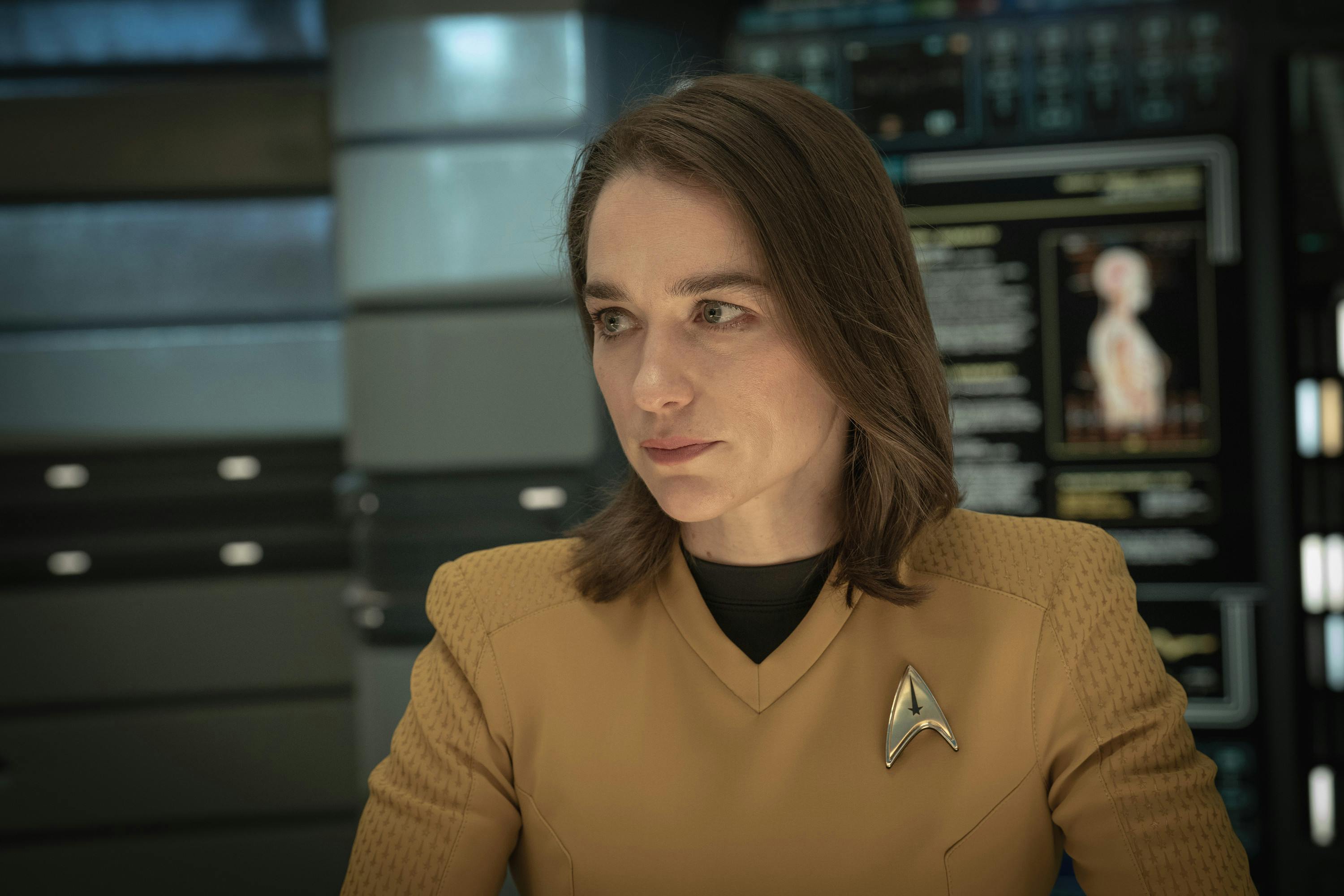 Batel speculates on the changes she's endured recently while in the Enterprise's Science Lab in 'New Life and New Civilizations'